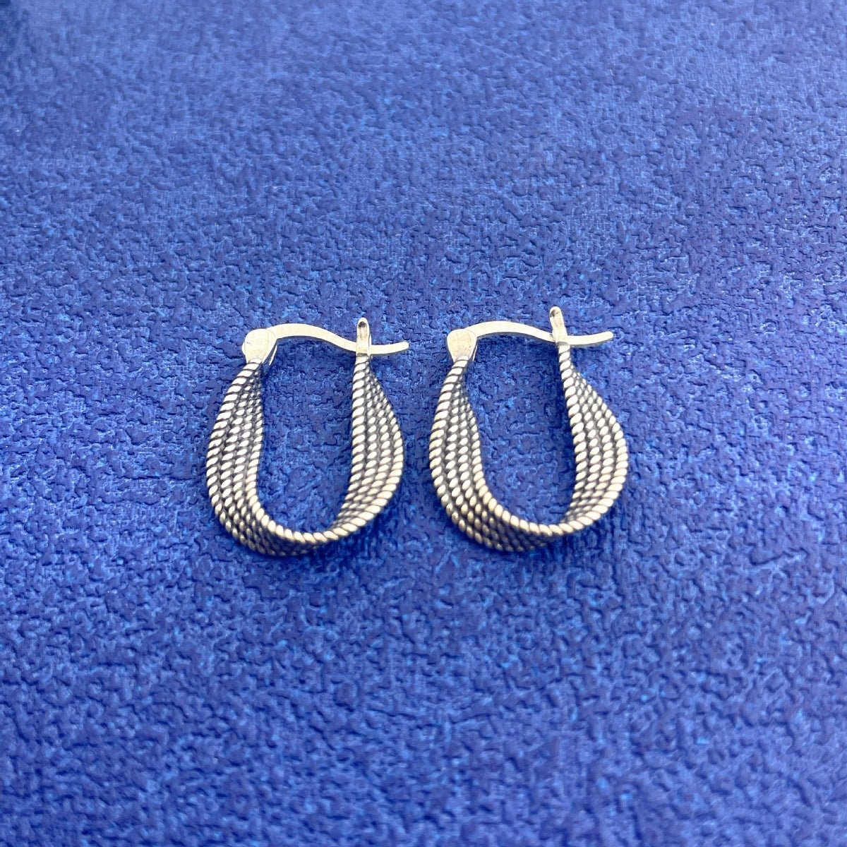 925 Sterling Silver Hoop Earrings - jeansmahones.com