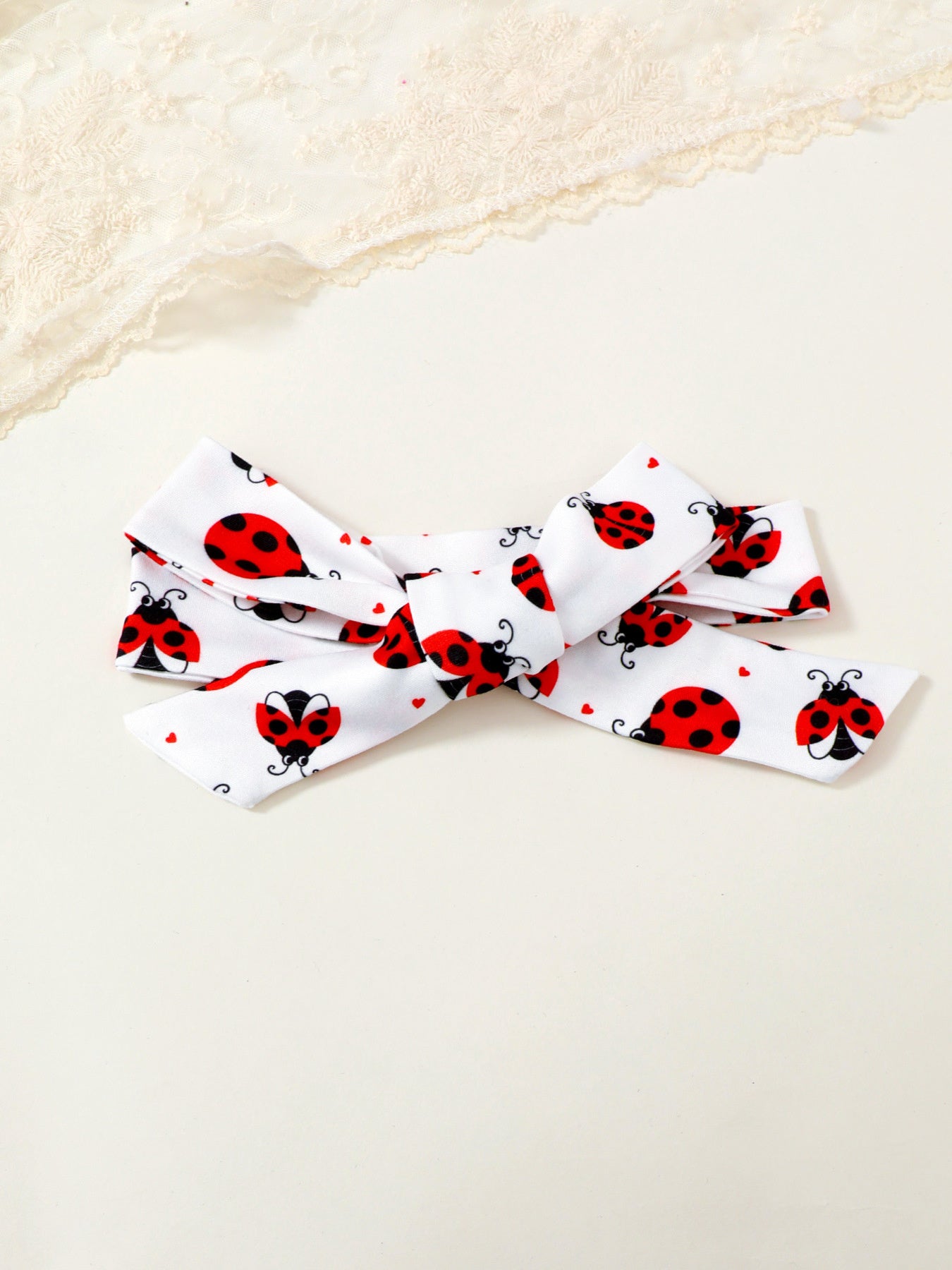 Children's Ladybug Print Ruffle Trim Top & Shorts & Headband Set - jeansmahones.com